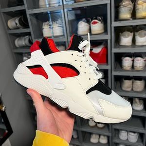 Huaraches Nike “red and white”